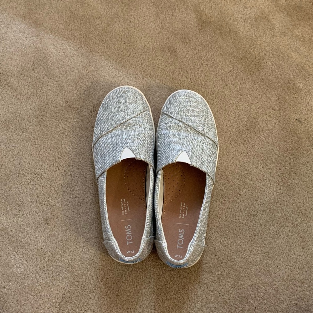 TOMS Women’s Avalon Slip On Sneaker